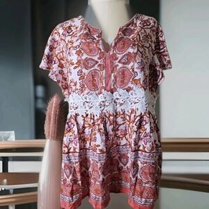 WEEKENDS SUZANNE Betro Sz S Wmen's Boho Tunic VNeck Pullover Floral Short Sleeve